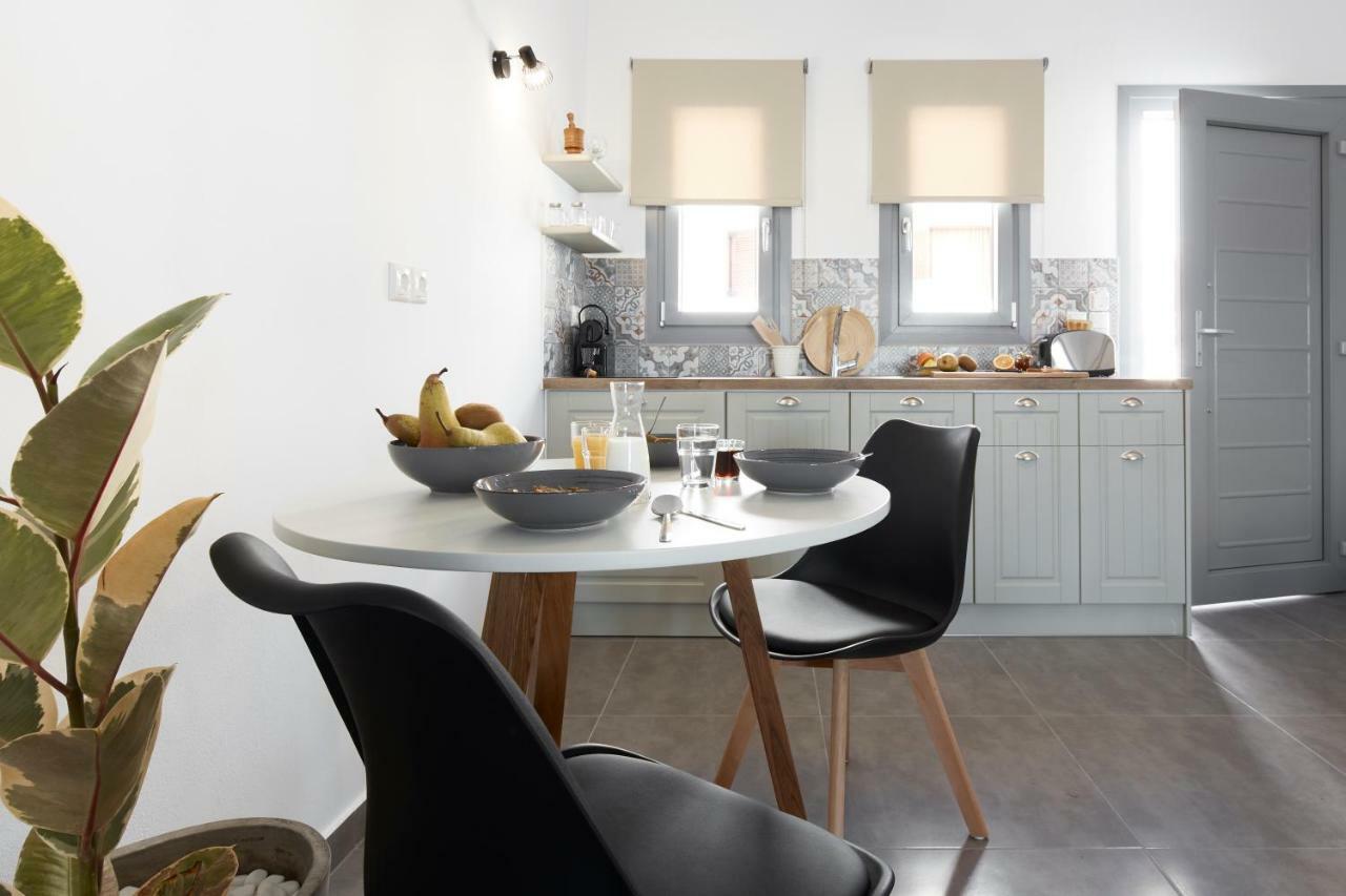 קרטראדוס Pnoi Luxury Suites מראה חיצוני תמונה